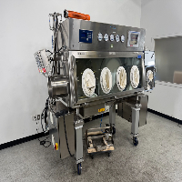 Howorth Air Technology Dispensing Isolator System image 0